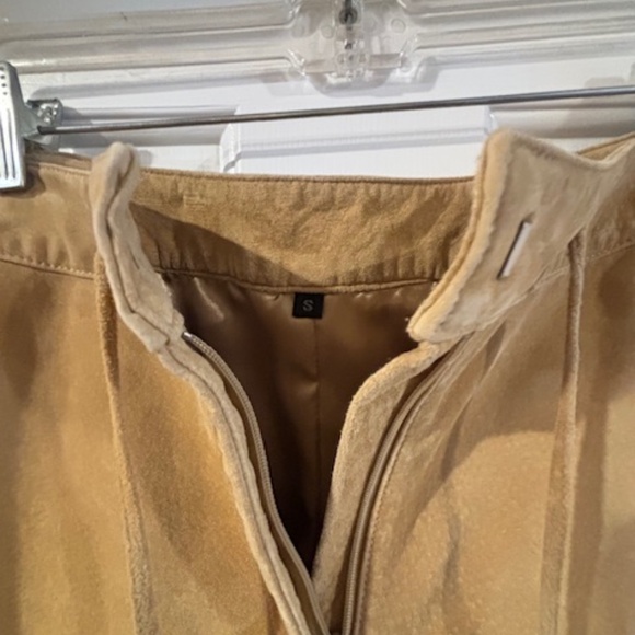 Camel color suede Pants- Boot cut Size 6 small - Picture 3 of 3